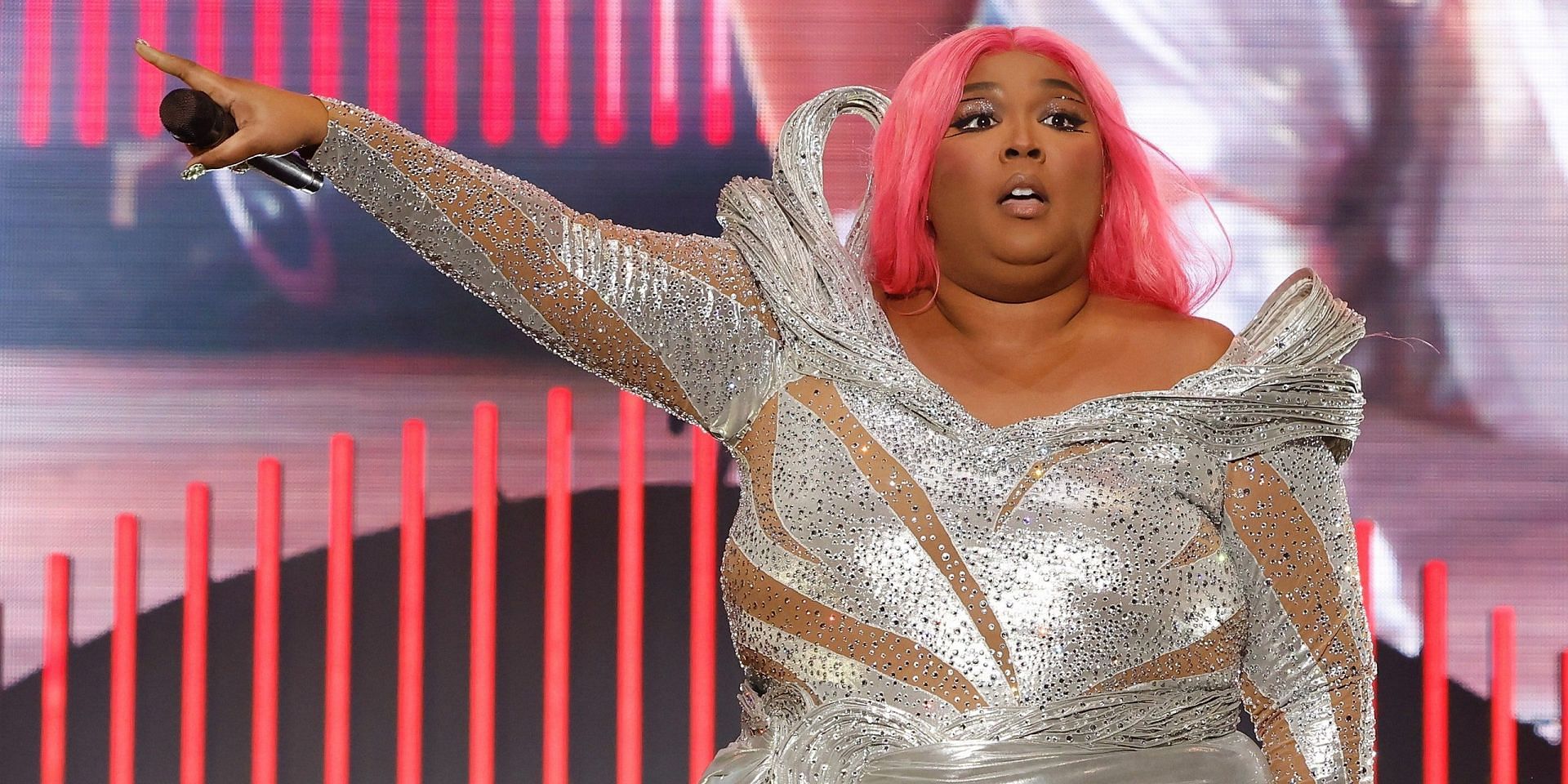 Who Is Suing Lizzo? All About Arianna Davis, Crystal Williams, And ...