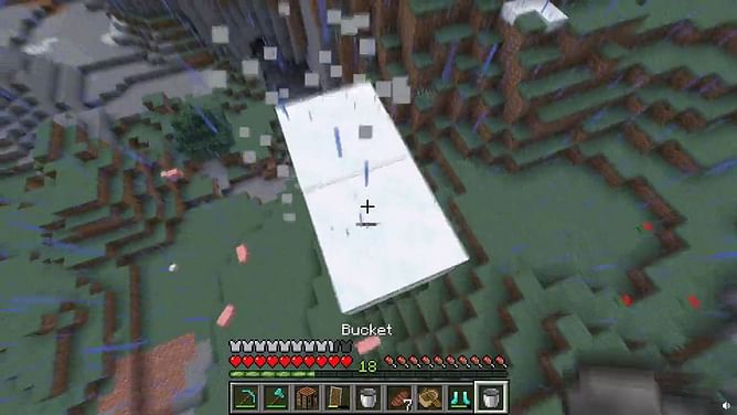 Minecraft player showcases bridge building technique using powder snow
