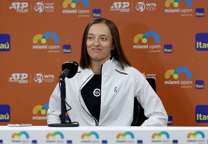"Named after me... should do this more often" - Iga Swiatek makes a hilarious remark about sharing her name with Canadian Open stadium in Montreal
