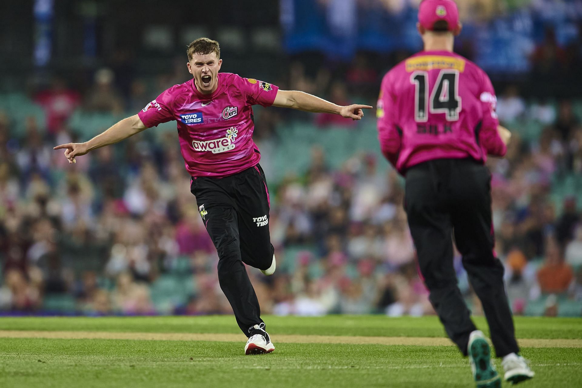 BBL - Sydney Sixers v Melbourne Renegades