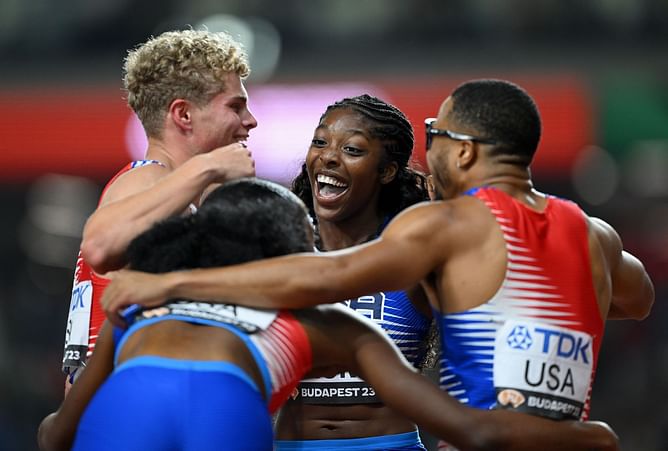 Team USA sets 4x400m mixed relay world record at the 2023 World Athletics Championships