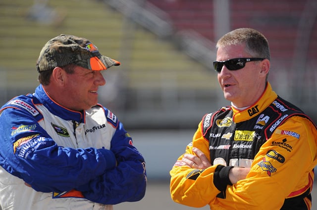 Ken Schrader: Ken Schrader wins the Freshstone Dirt Classic in NASCAR ...