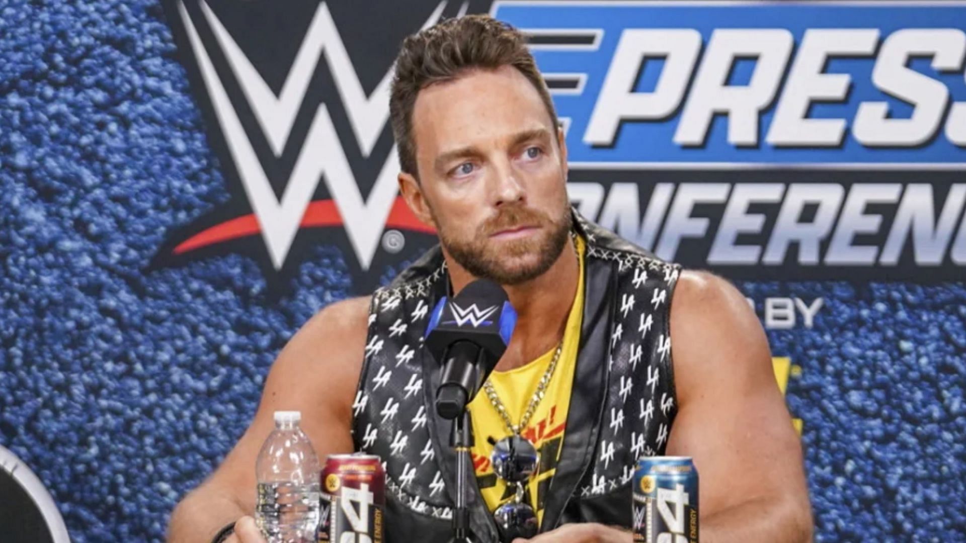 LA Knight is currently feuding with The Miz in WWE