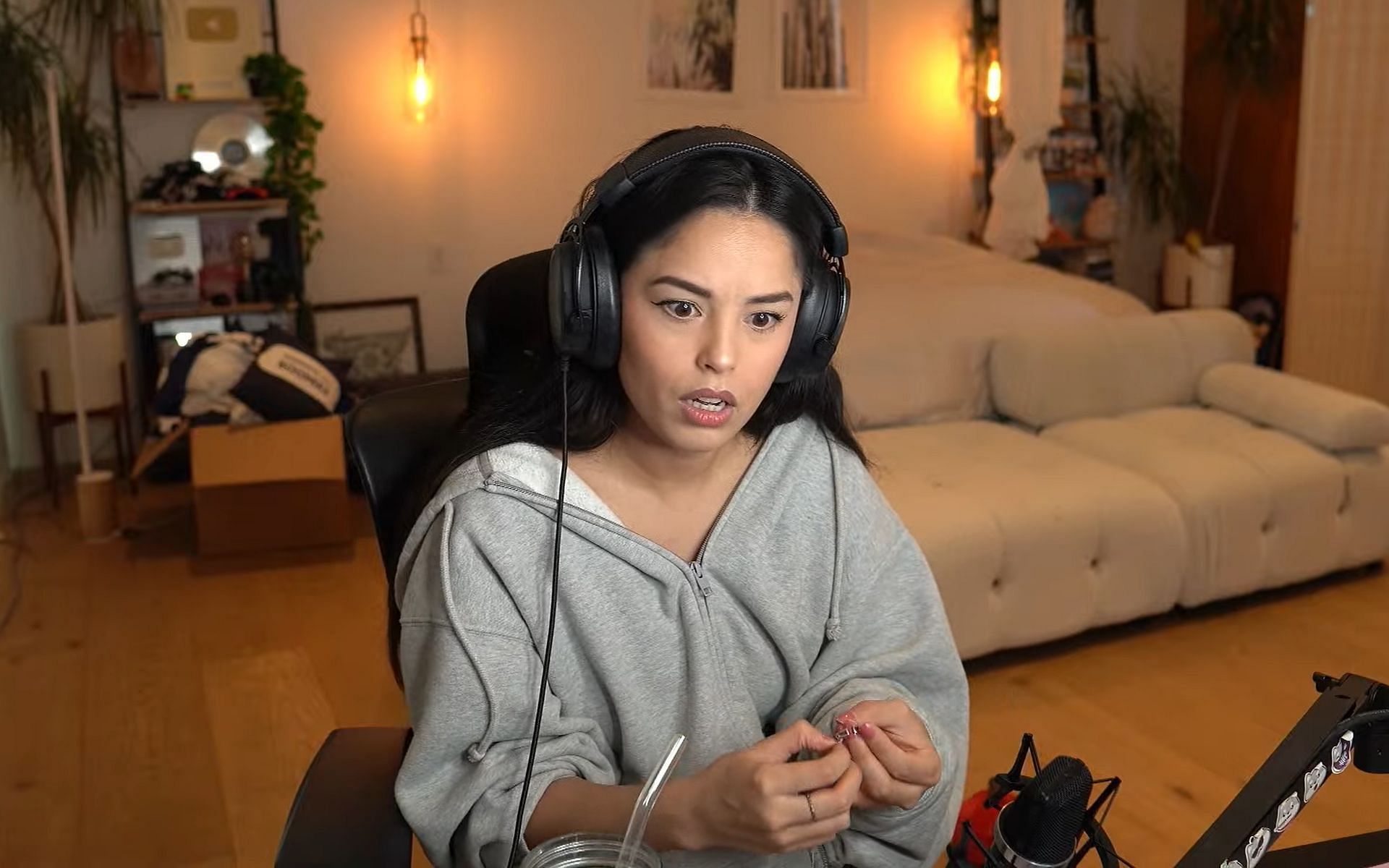 Valkyrae comments on being female VTubers dominating YouTube livestreaming charts (Image via Valkyrae/YouTube)