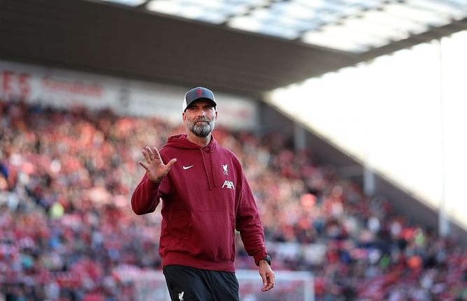 Liverpool Transfer News Roundup: Jurgen Klopp contemplating 2024 exit; Reds eyeing Pervis Estupinan, and more - August 10, 2023