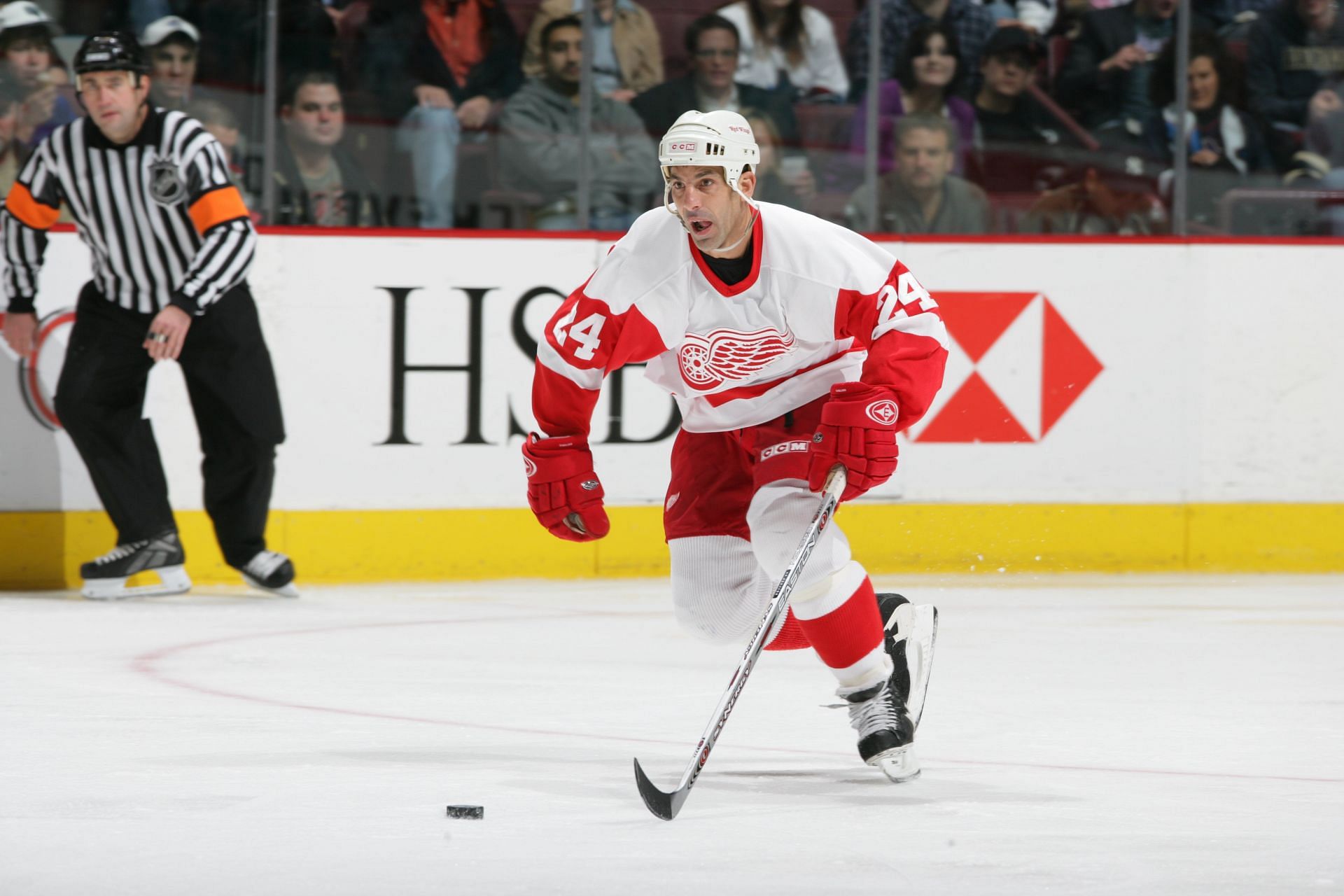 Chris Chelios, Detroit Red Wings v Vancouver Canucks