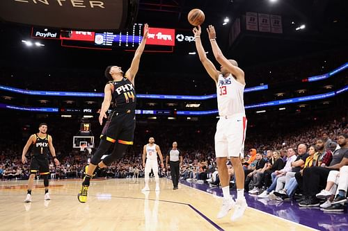 Los Angeles Clippers v Phoenix Suns - Game One