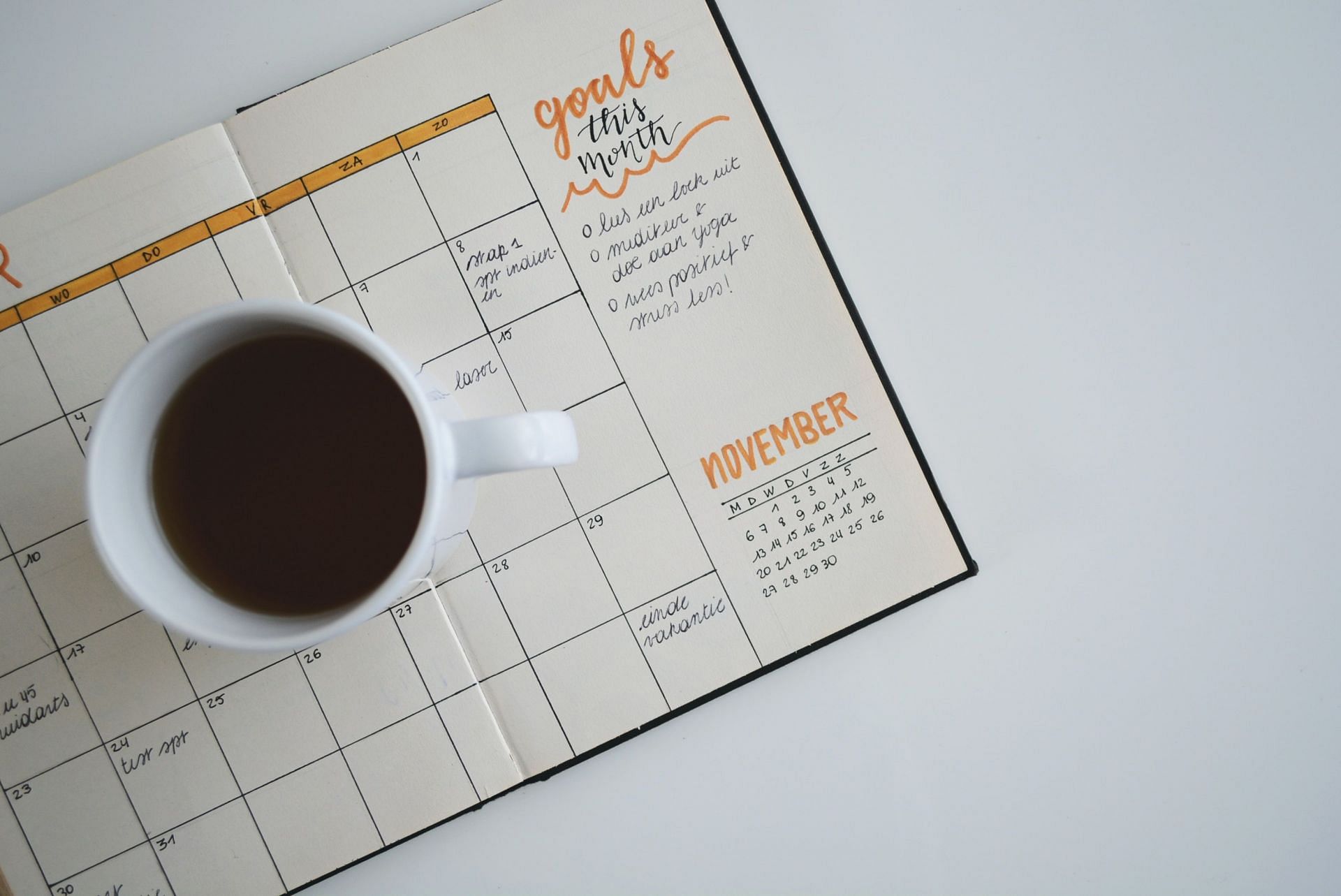 Creating your own schedule (Image via Unsplash/Estee Janssens)