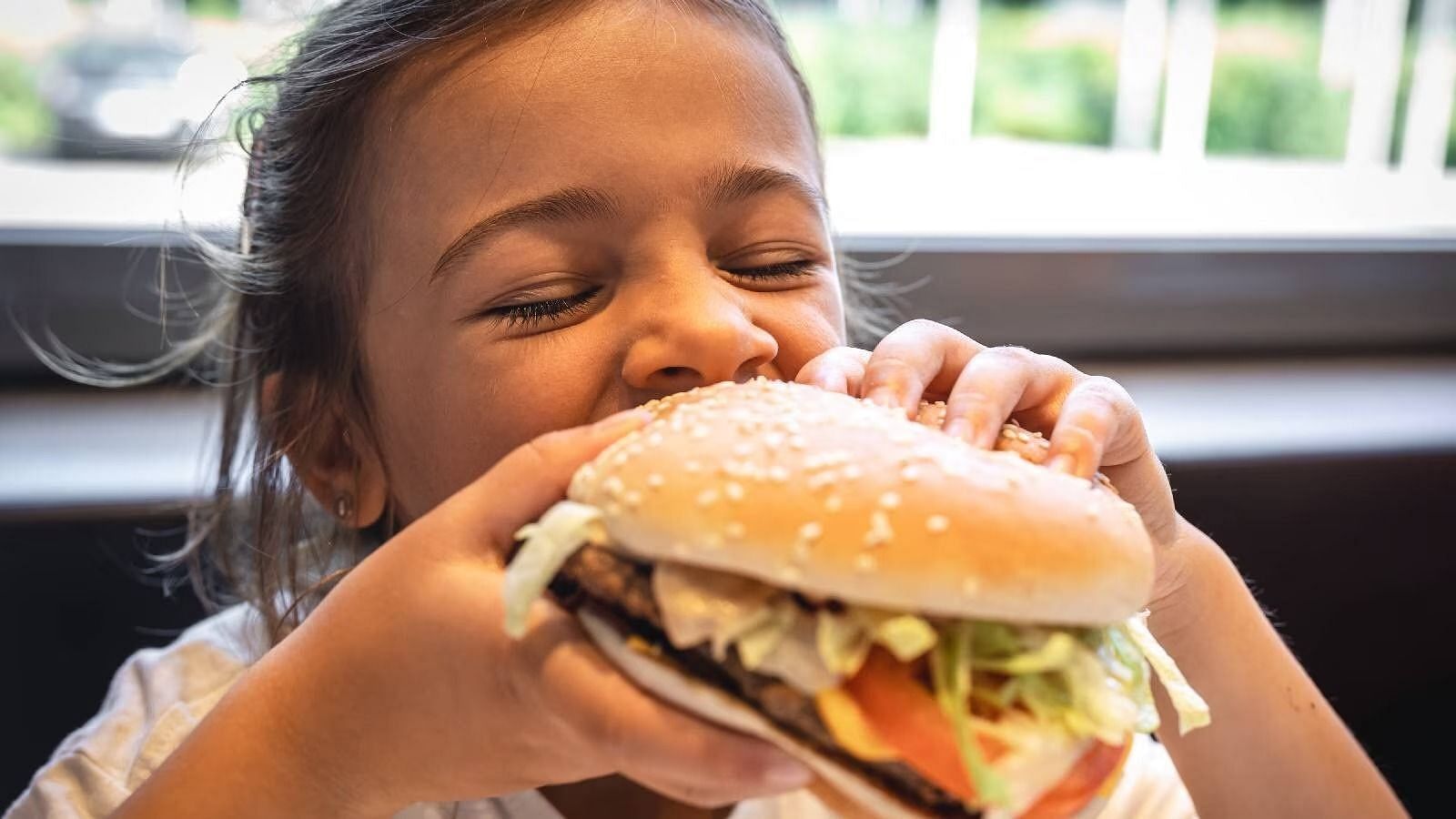 Eating on intuition (Image via Getty Images)