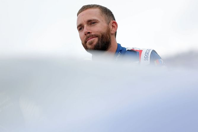 Ross Chastain compliments Shane van Gisbergen for “opening his eyes” about his weaknesses