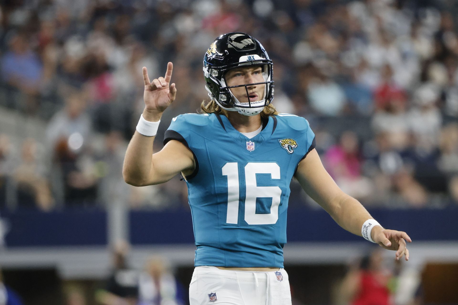 Ryan Fitzpatrick: Jaguars' Trevor Lawrence 'needs more alpha in him'