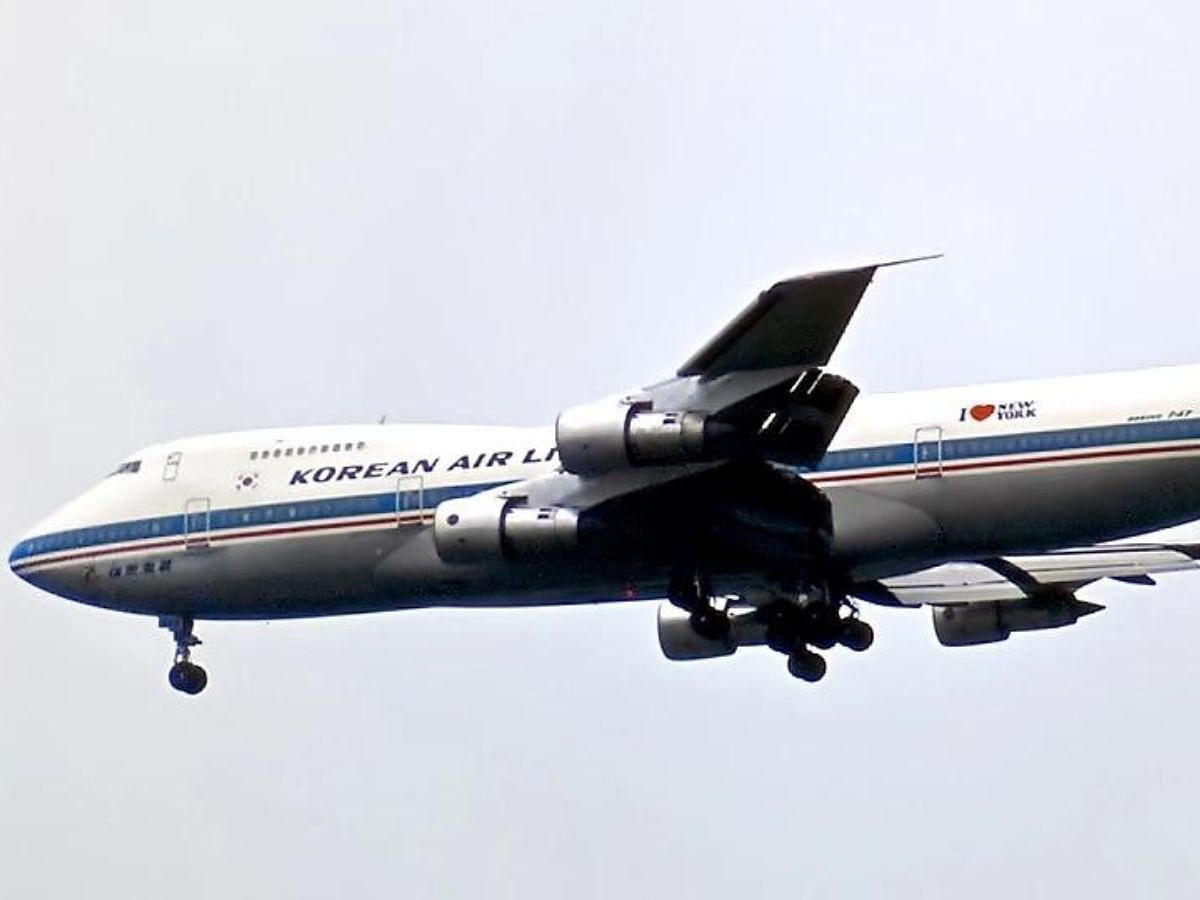 A still of Korean Air Lines Flight 007 (Image Via Wikipedia)