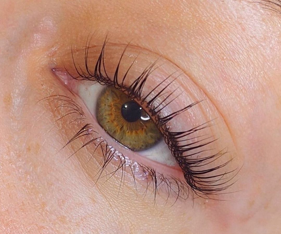 Lash-lifts (Image via Getty Images)