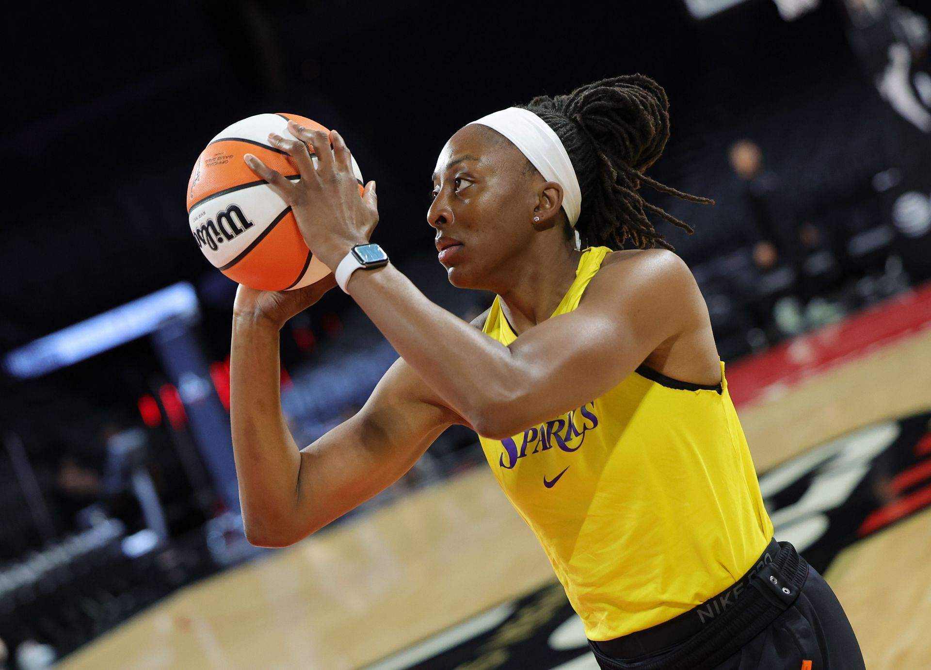 WNBA news: The Los Angeles Sparks are going big this season