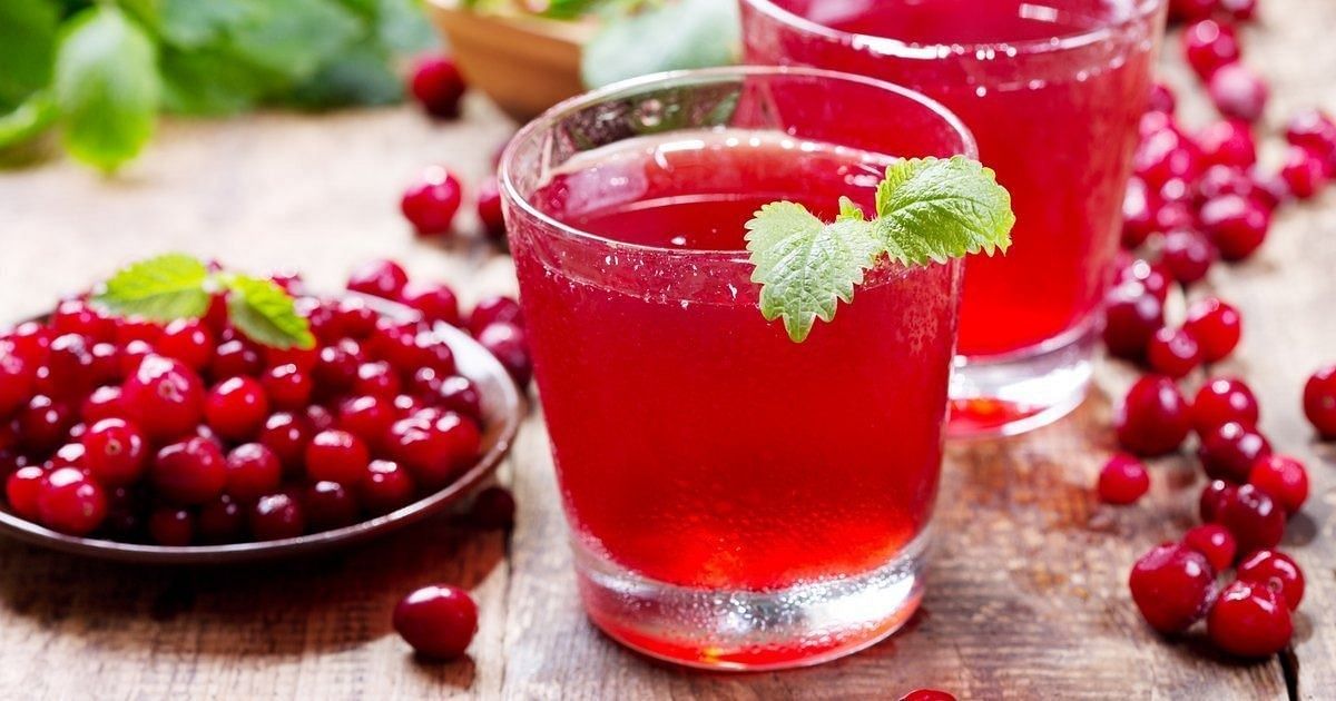 Cranberry juice for kidneys (Image via Getty Images)