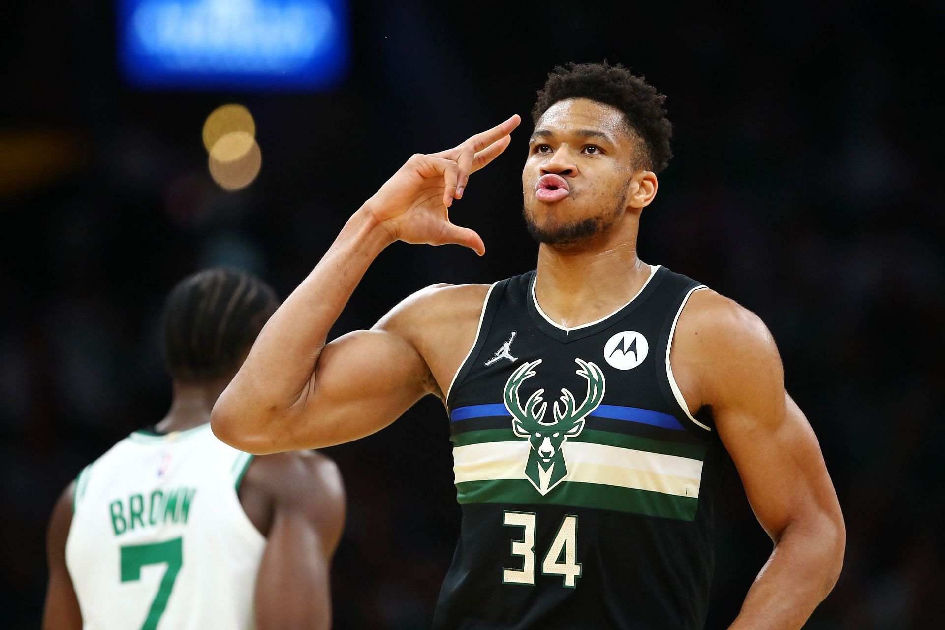 Giannis Antetokounmpo garners interest from Los Angeles Lakers