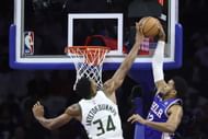 Giannis Antetokounmpo blocks Tobias Harris