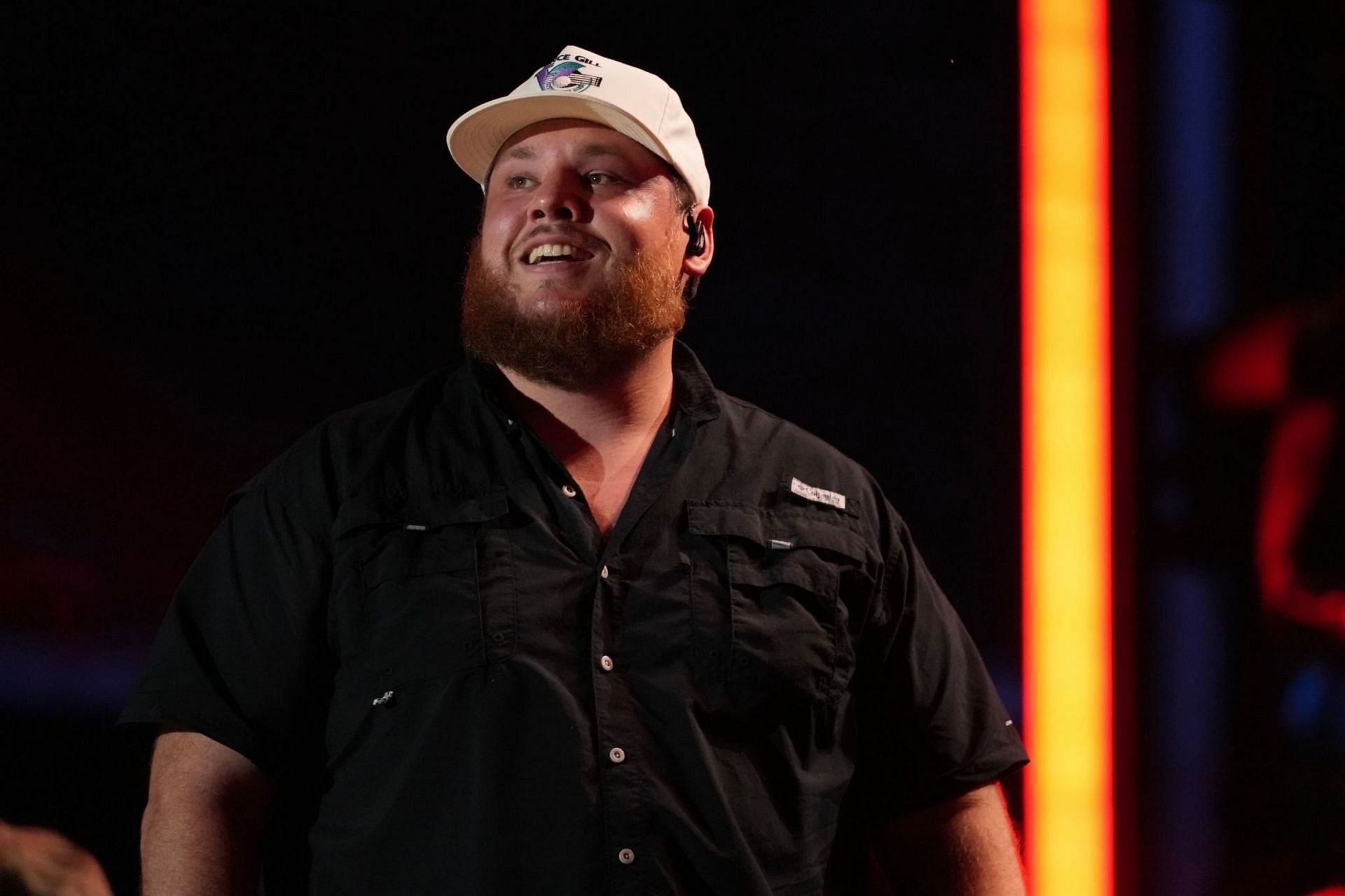 Luke Combs Growin’ Up and Gettin’Old Tour 2024 New dates, presale, how