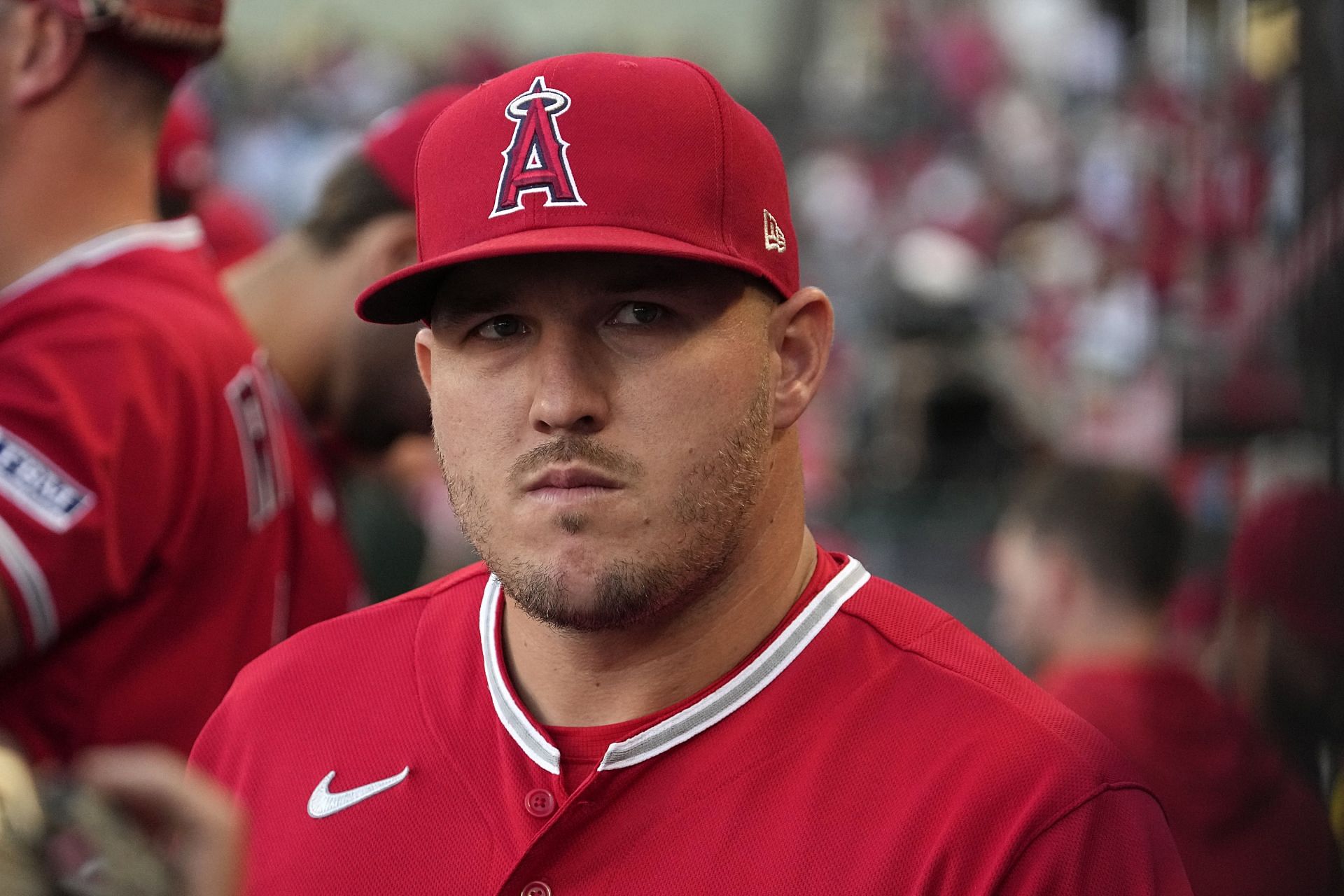 Los Angeles Angels&#039; Mike Trout gets ready to head out to the field against the Cincinnati Reds in Anaheim