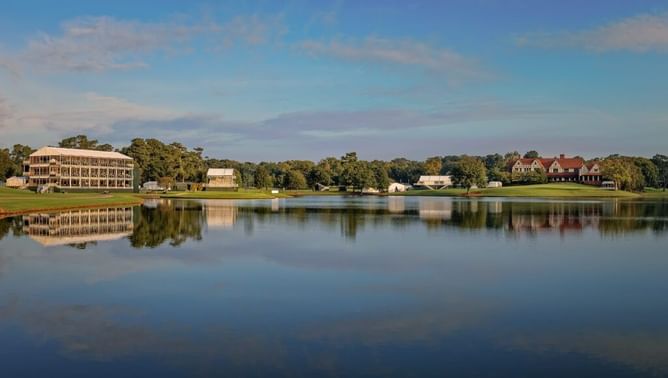What are the starting strokes for golfers who have advanced to the 2023 Tour Championship?