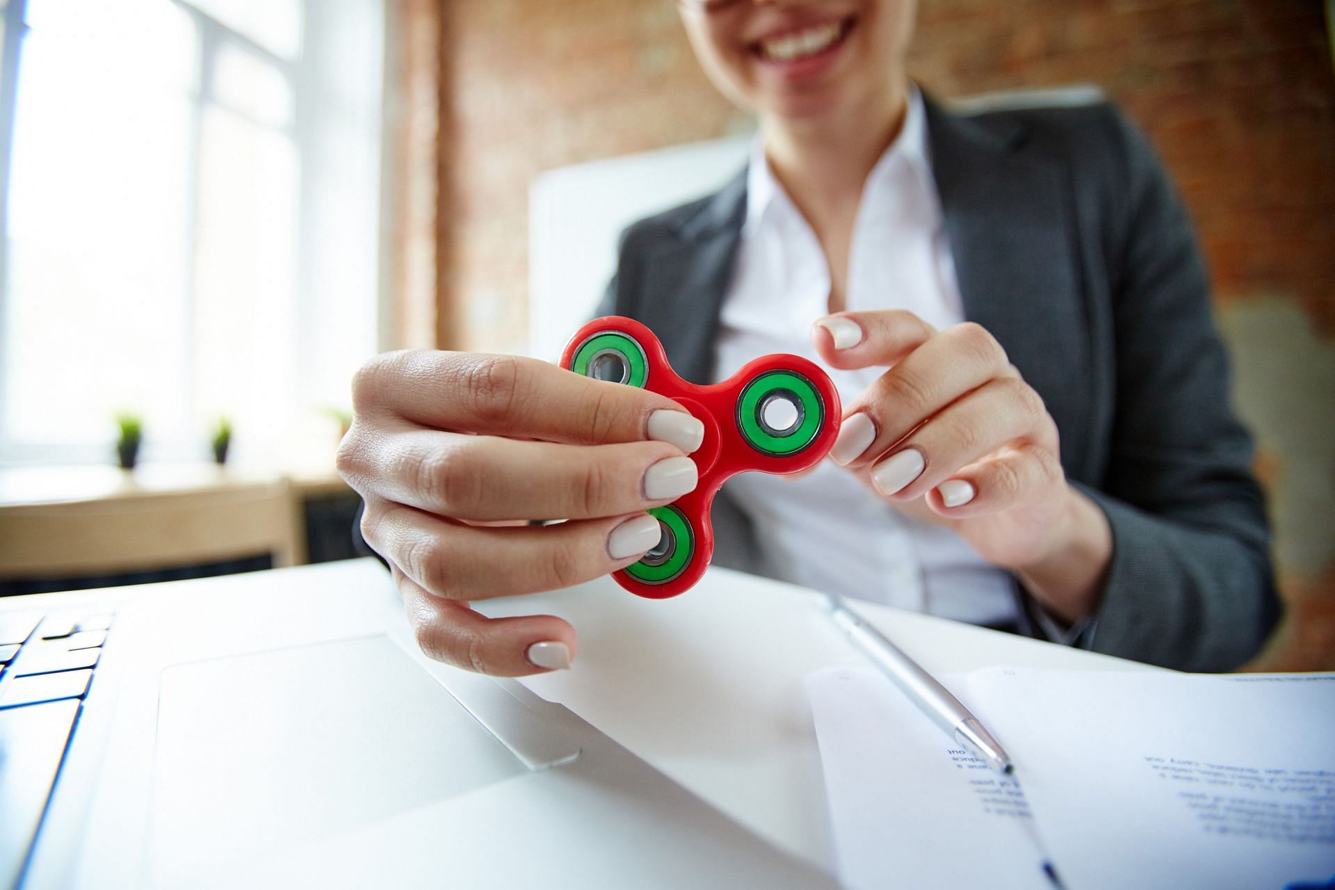 Many people use spinners as a way of relaxation. (Image via Getty)