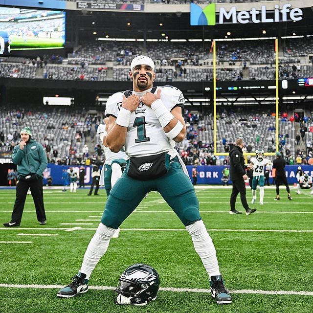 Jalen Hurts joins elite company with his performance for Eagles in 2022