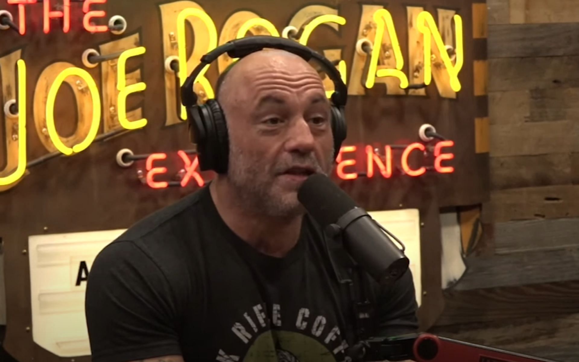 Joe Rogan has three-word reaction to scientists recording a Pink Floyd ...