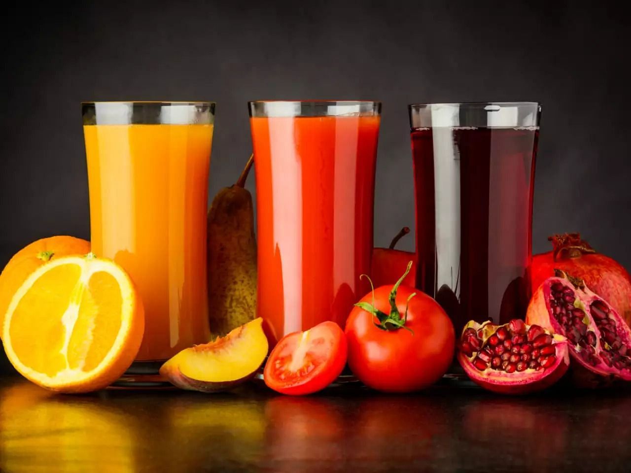 Juice for high blood pressure (Image via Getty Images)