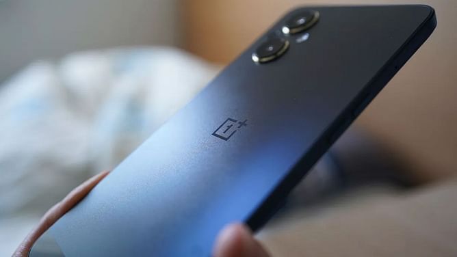 10 best 5G smartphones under $300