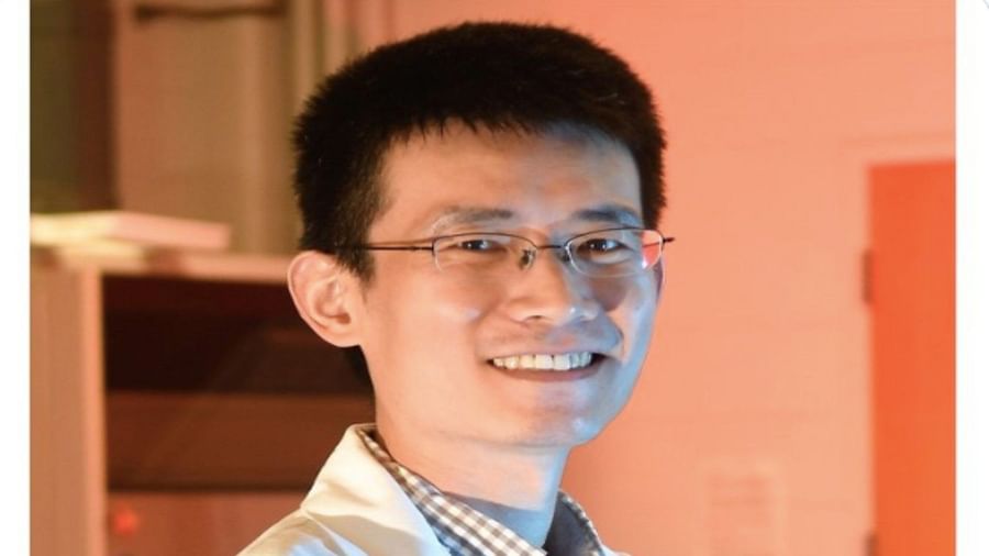 UNC Professor Zijie Yan Honored as Kind, Brilliant Scientist