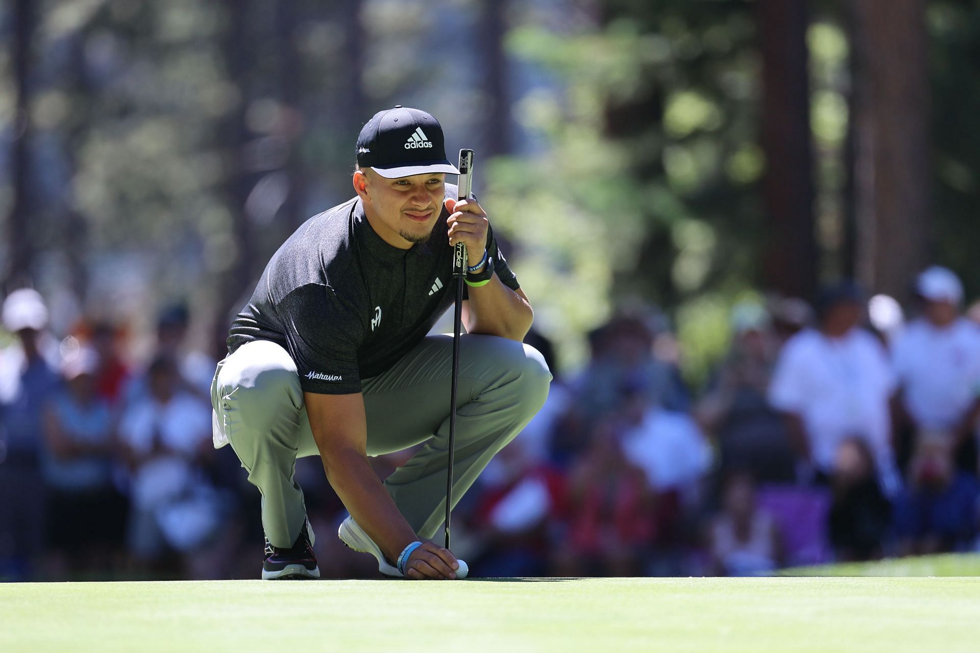 NFL MVPs on golf course: Patrick Mahomes, Aaron Rodgers, Tom Brady