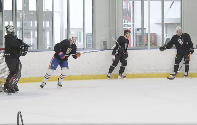 Connor McDavid, Connor Bedard go head-to-head at PEP summer camp