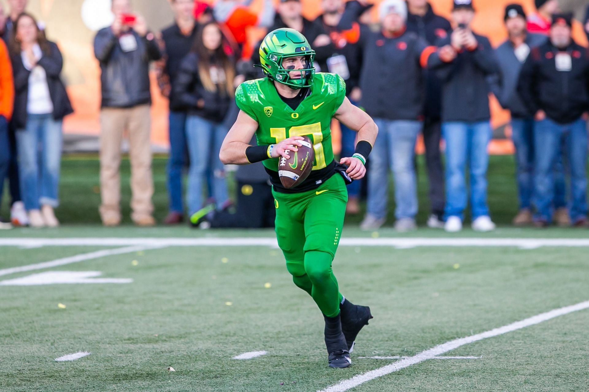 Bo Nix, Oregon QB