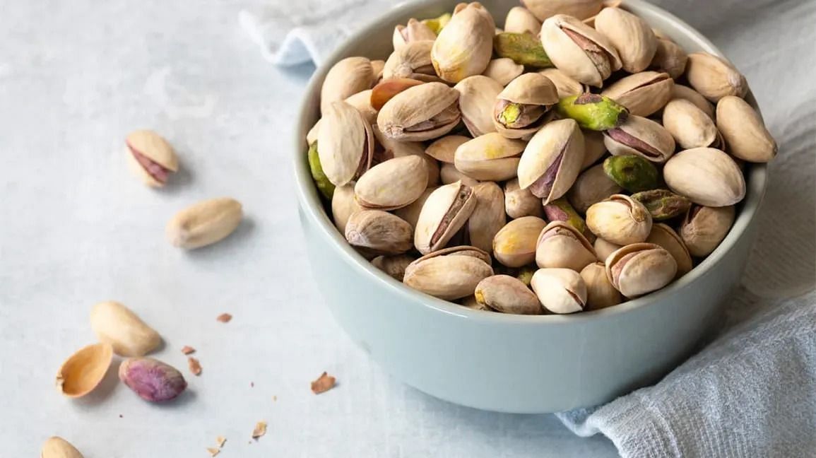 Pistachios (Image via Getty Images)