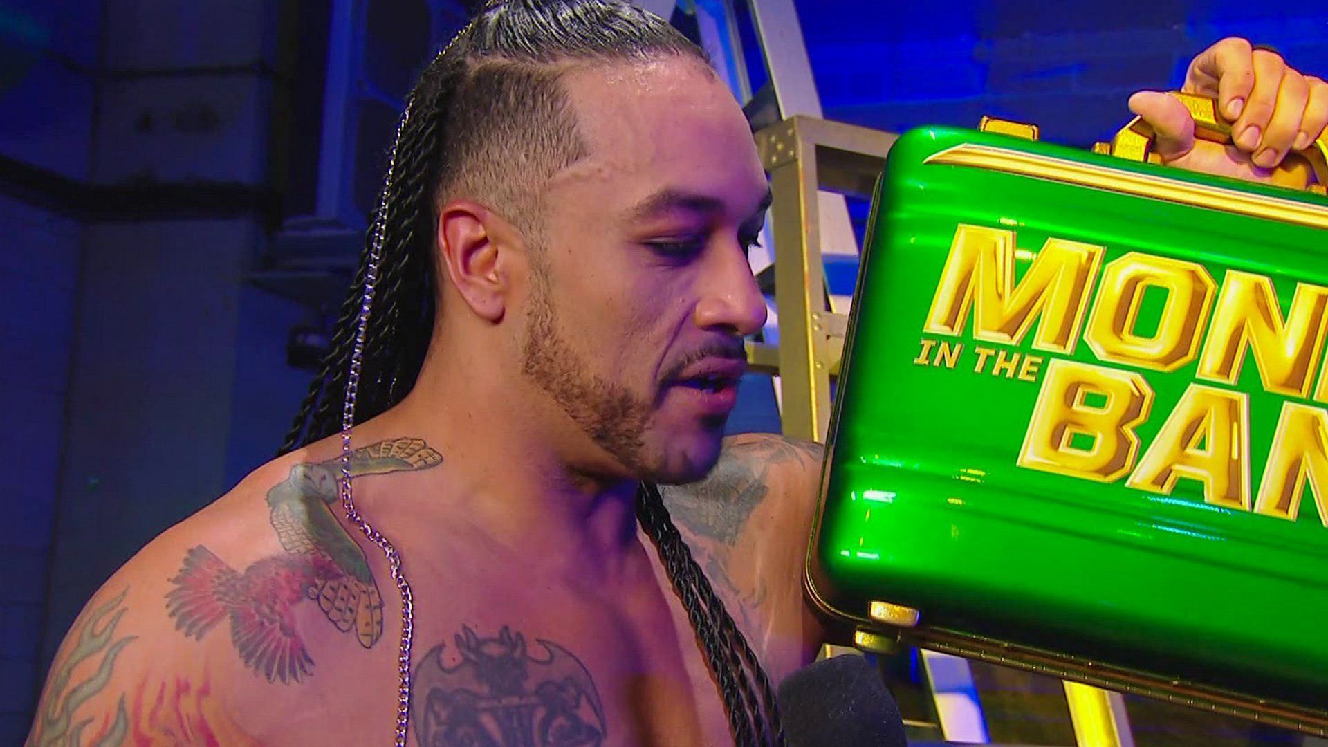 Damian Priest is Senor Money in the Bank