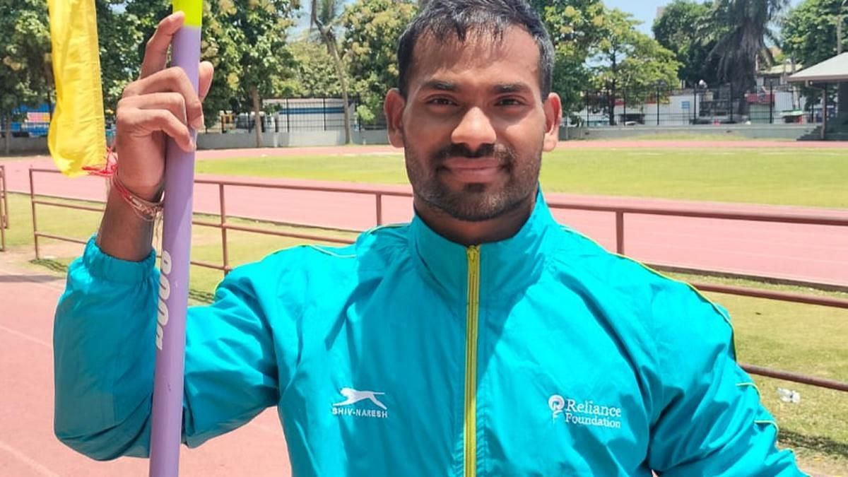  Kishore Kumar Jena after winning gold in Sri Lanka National Championships, Photo credit: The Hindu