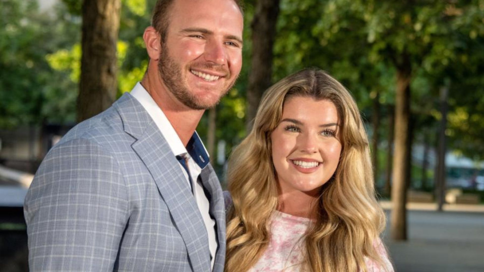 Pete Alonso and Haley Alonso