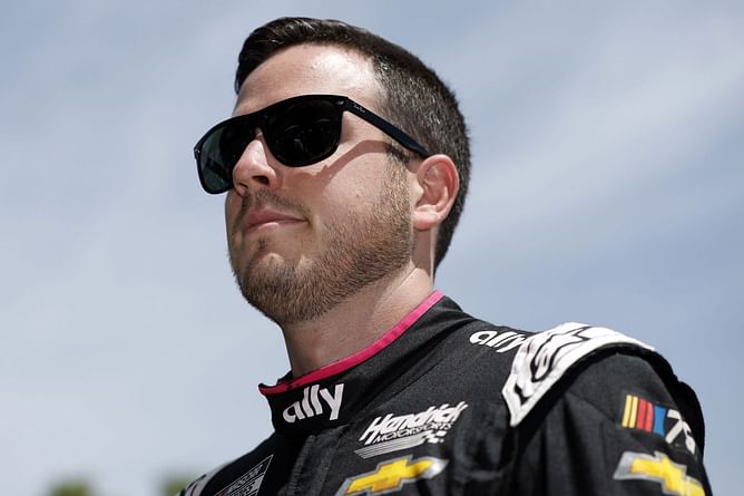 Alex Bowman states “phenomenal” RFK Racing cars were too good during final few laps of Daytona race