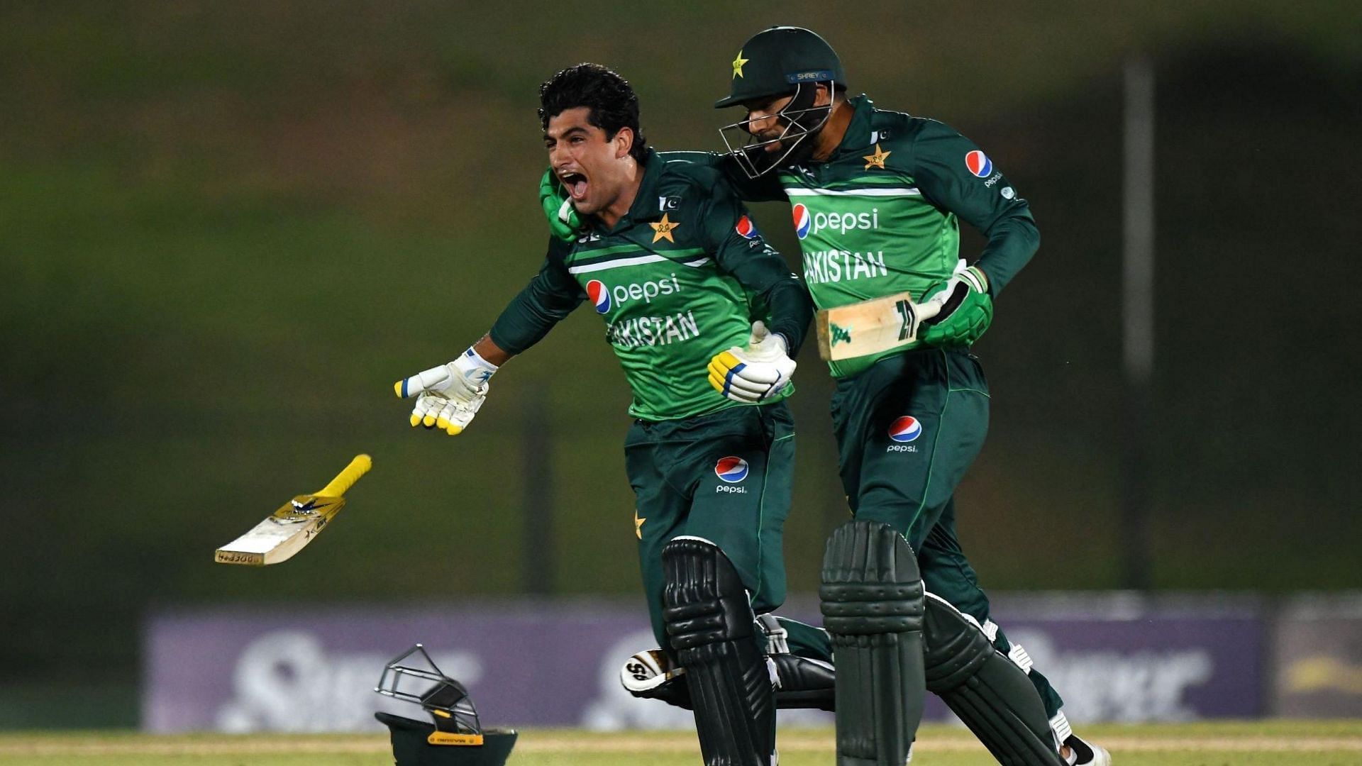 Naseem Shah (L) &amp; Haris Rauf celebrate Pakistan