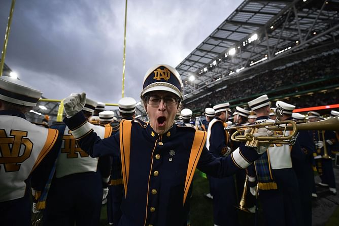 Exploring the 10 best college football fight songs of all time