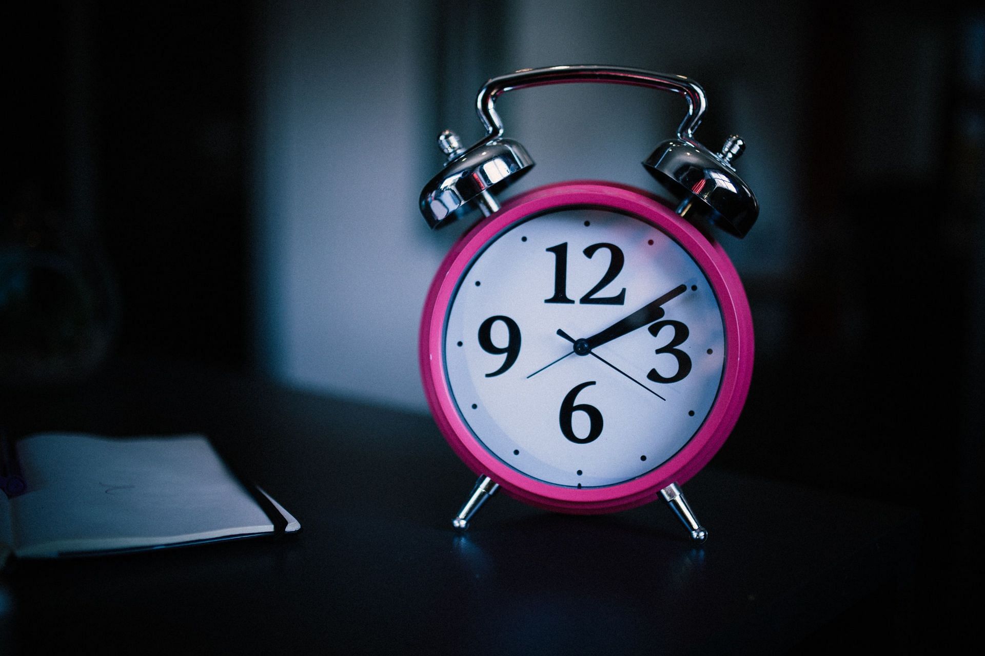 Track your progress, and prioritize your sleep. (Image via Unsplash/mpho mojapelo)