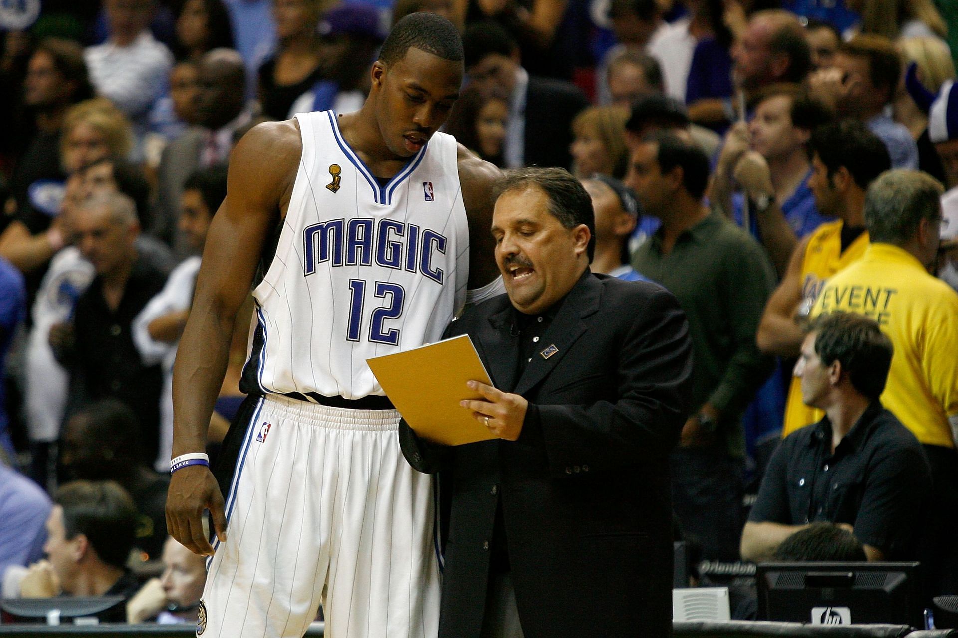 Dwight Howard pays tribute to Stan Van Gundy