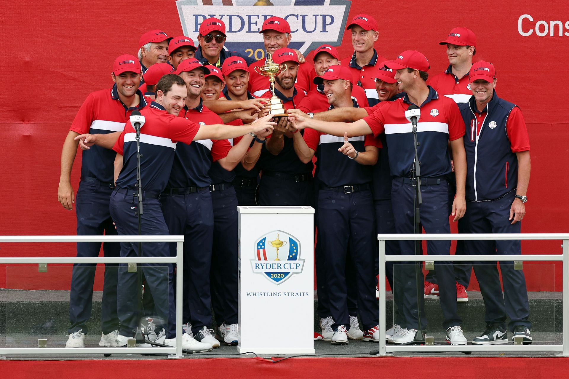 US Ryder Cup team at the 2021 Ryder Cup (via Getty Images)