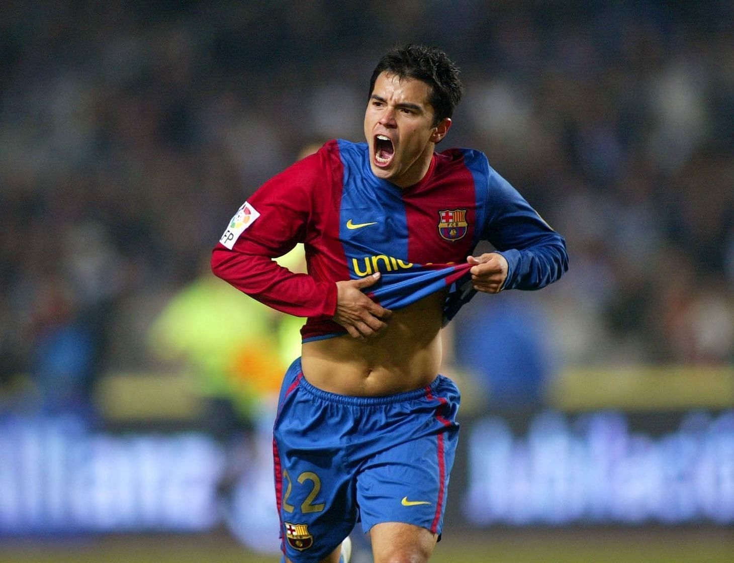 Iconic player who transferred directly between Barcelona and Real Madrid