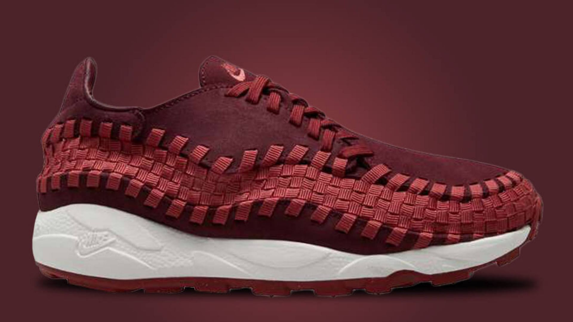 Here&#039;s a closer look at the upcoming Air Woven Footscape shoes (Image via Sole Retriever)