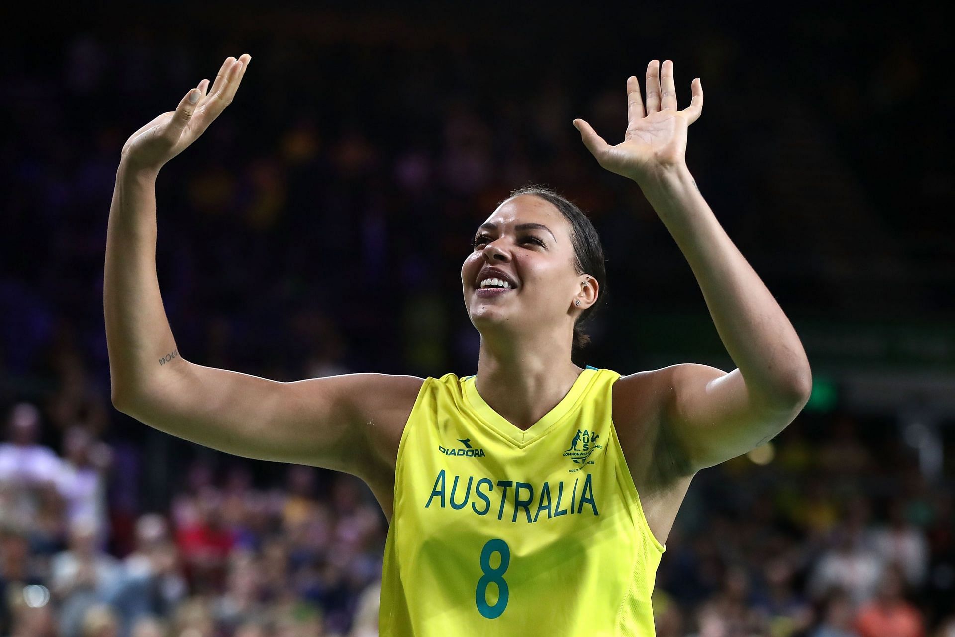 Liz Cambage playing for Australia in 2018