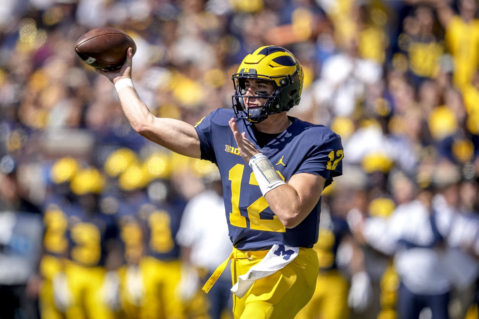 Big Ten QBs: Big Ten QB Rankings 2023: Top Quarterbacks To Watch Out ...