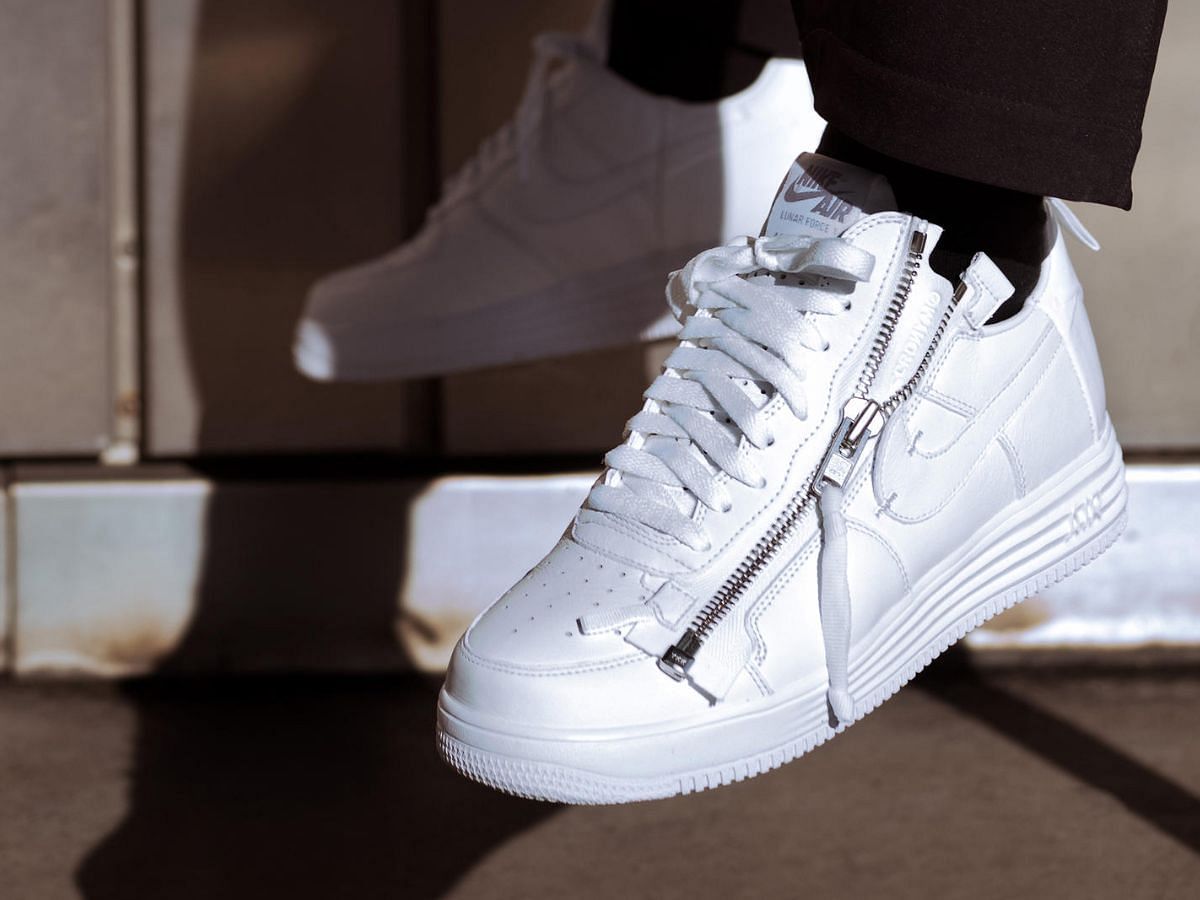 Off-White&trade; x Nike Air Force 1 &ldquo;AF100&rdquo; (Image via Getty)