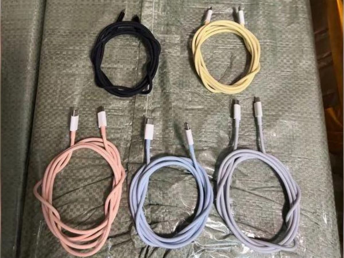 All you need to know about the latest iPhone 15 color cables. (Image via @KosutamiSan)