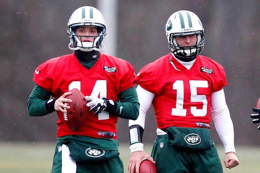 Greg McElroy and Tim Tebow during Jets practice